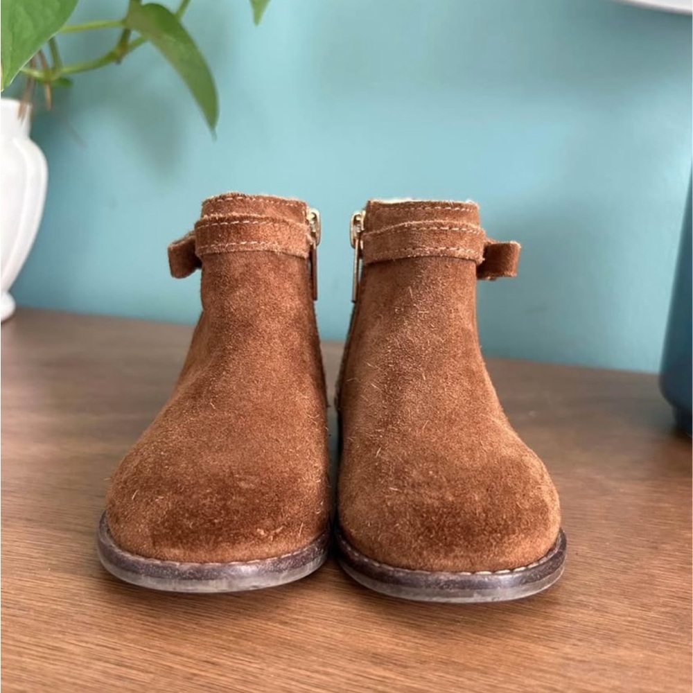 Janie & Jack girls size 6 boots